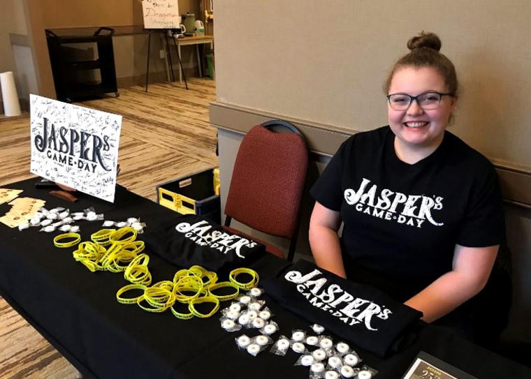 Image: When two of her friends died by suicide, Fenway Jones, 16, started a group called Jasper's Game Day to raise awareness about mental health.