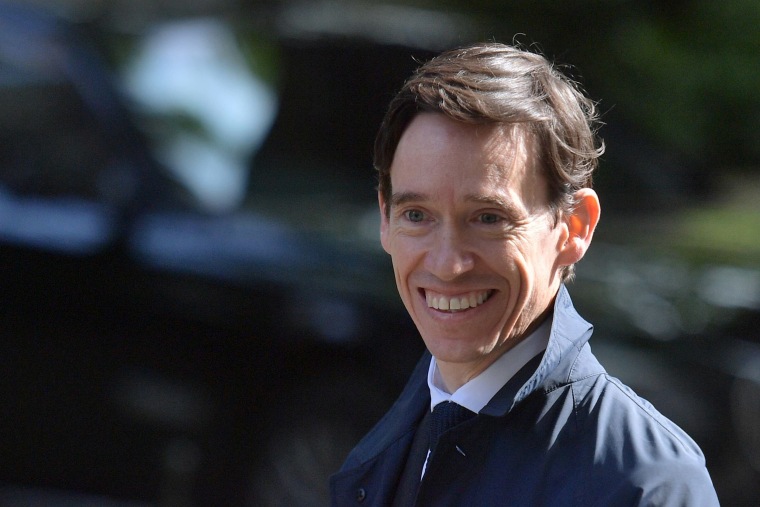 Image: Britain's International Development Secretary Rory Stewart arrives at 10 Downing Street in central London