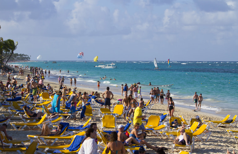 Image: Tourists in Dominican Republic