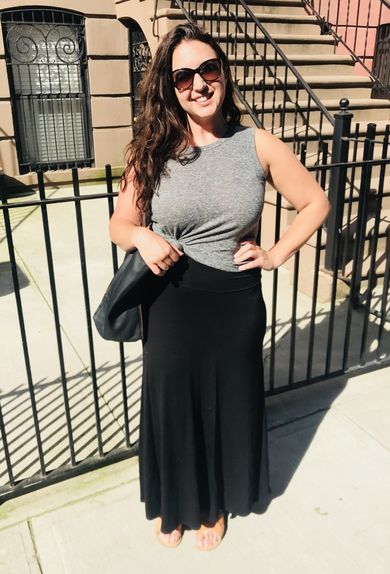 We tried the $18 maxi skirt that's taking over Amazon