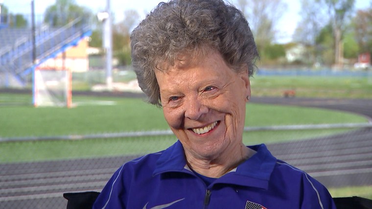 85-year-old pole vaulter