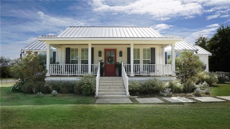 Fixer Upper' producer is selling the house Chip and Joanna Gaines designed  for him