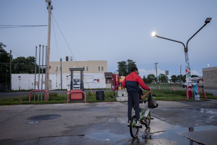 SOUTH BEND, Indiana -- The public rage over a fatal police shooting has threatened to derail the presidential ambitions of Mayor Pete Buttigieg, who faced shout-downs, heckles and profanity at a town hall over the weekend.