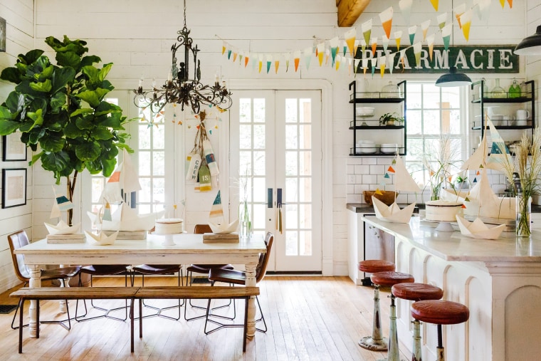 The former "Fixer Upper" stars went with a nautical theme for Crew's first celebration. 

