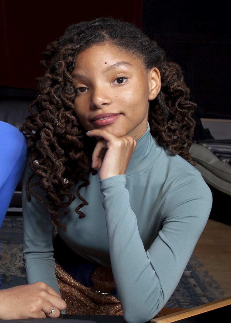 Image: Chloe Bailey, Halle Bailey, Chloe Bailey, Halle Bailey