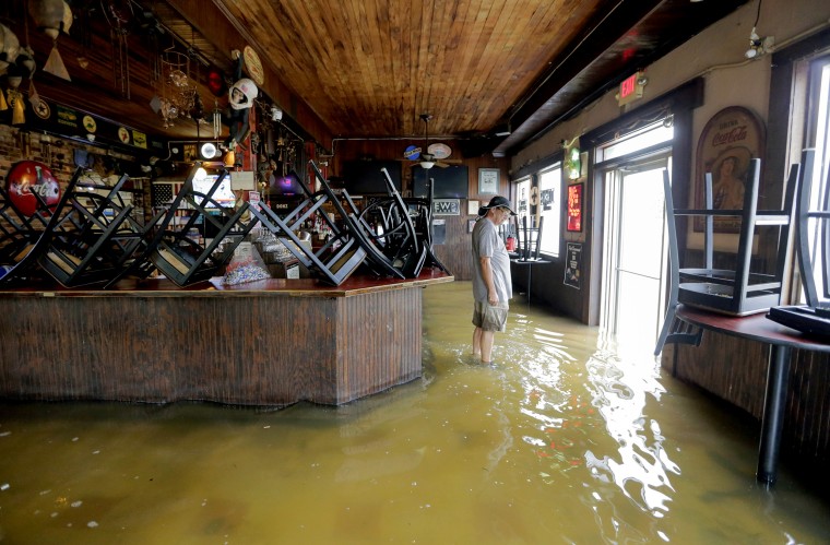 Image: Flooding at Lake Pontchartrain