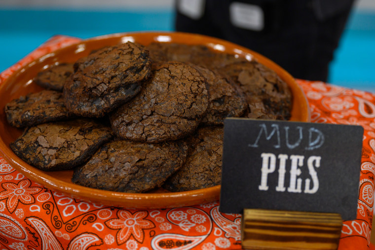 These mud pies, made by smashing brownies into cookie shapes, are a simple sweet treat.