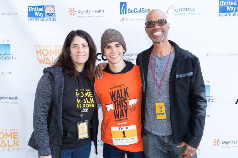 United Way Celebrates 11th Annual HomeWalk To End Homelessness IN L.A. County