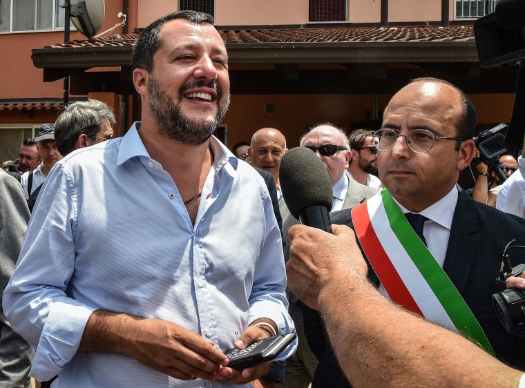 Image: Matteo Salvini (left)