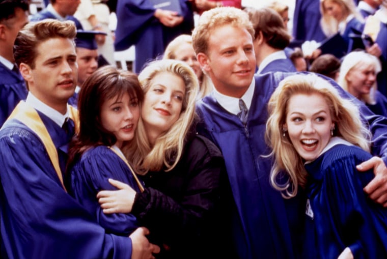 BEVERLY HILLS, 90210, 1990-2000, Jason Priestley, Shannen Doherty, Tori Spelling, Ian Ziering, Jenni