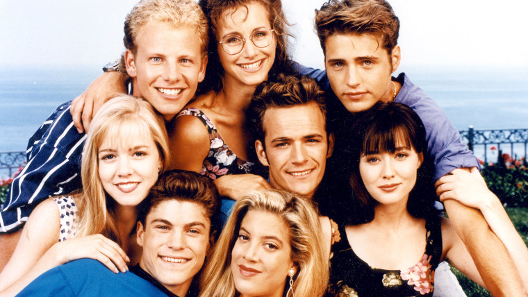 Image: Beverly Hills 90210 cast