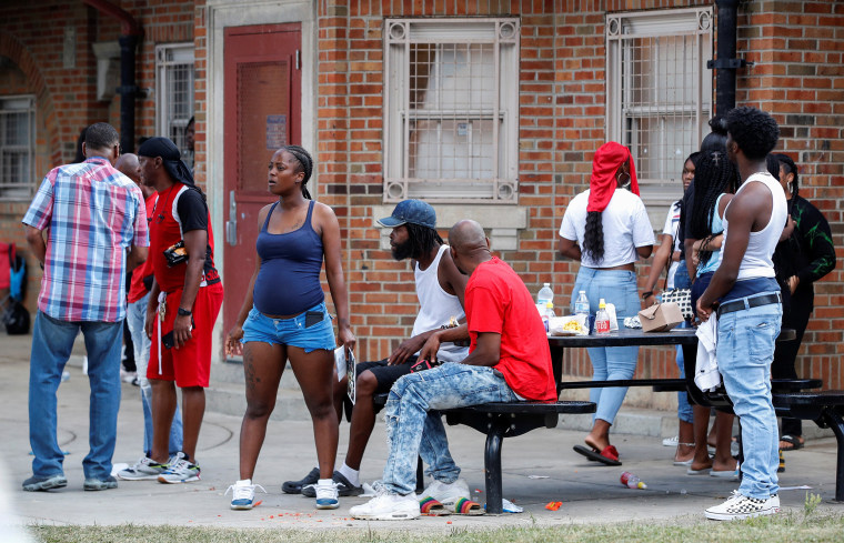 Image: Area residents attend the National Night Out rally against violence in Chicago