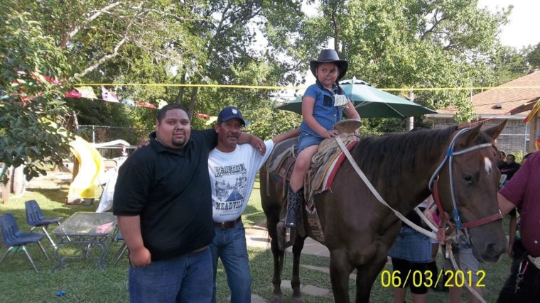 When Jonathan Coronado weighed 365 pounds he avoided mirrors and pictures because he did not want to face how overweight he became. 