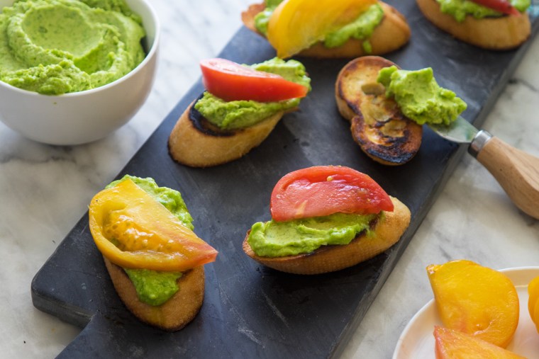 Pea Pesto Crostini