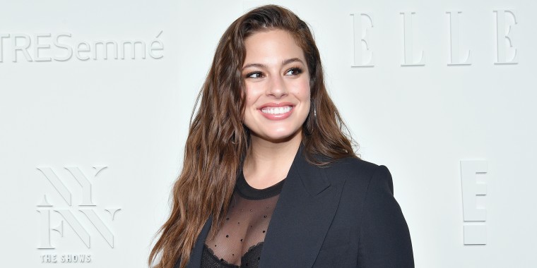 7 Months Pregnant Nude - Ashley Graham posts nude photo of her pregnant body â€” stretch marks and all