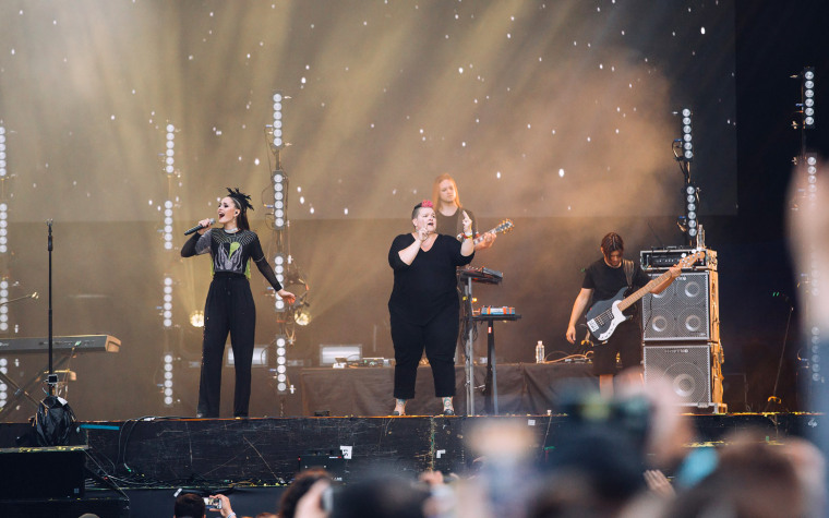 Image: Amber Galloway Signs on stage