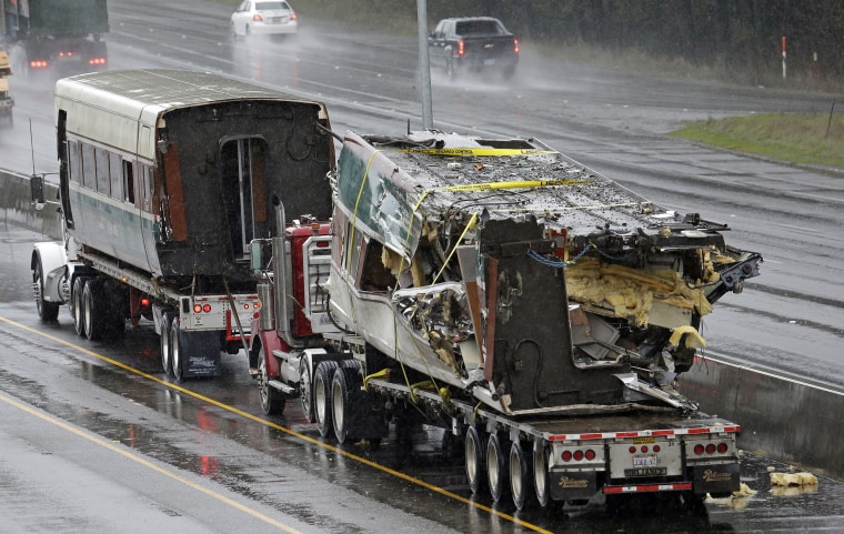 Image: Amtrak Crash Aftermath
