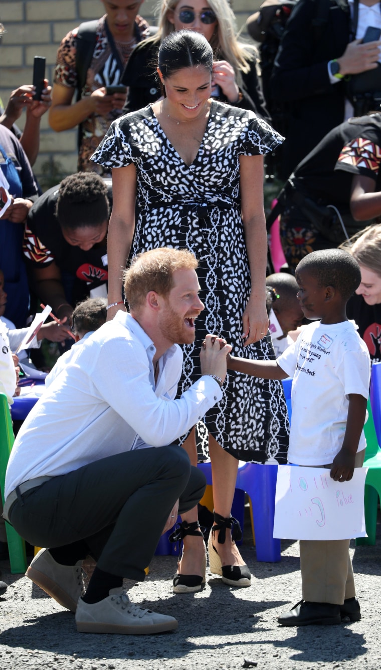 Prince Harry and former Meghan Markle begin their Africa tour in Cape Town