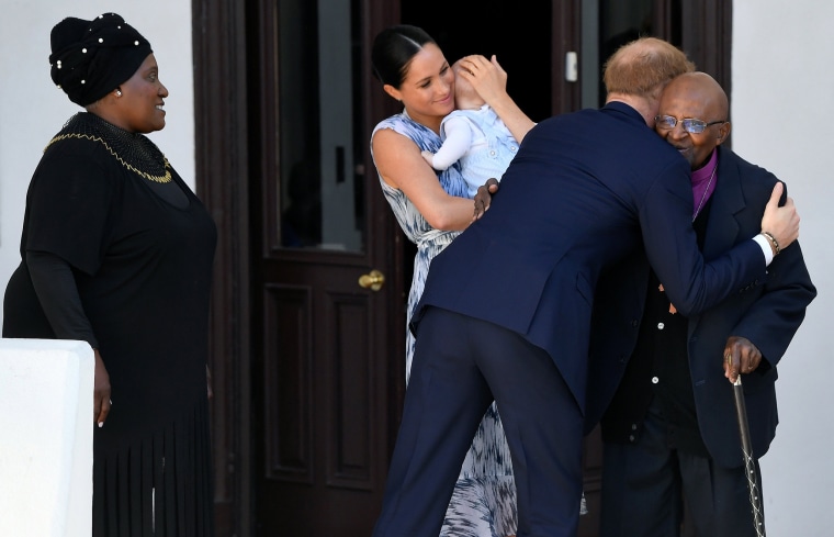 Meghan Markle holds Archie