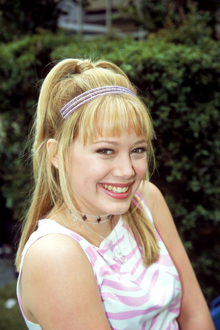 Hilary Duff Transformed Her Hair For Lizzie Mcguire Reboot 