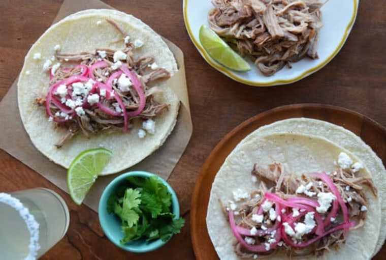 Slow Cooker Pulled Pork Tacos