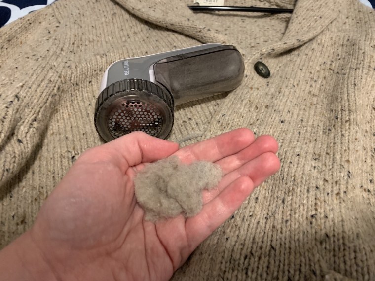 The fabric shaver picked up a lot of fuzz in very little time.