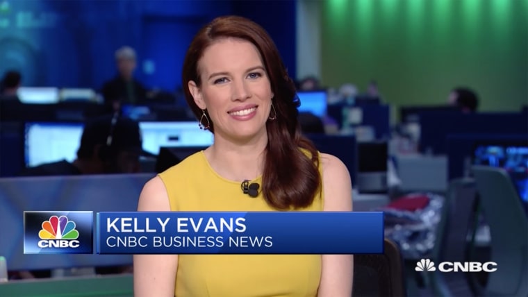CNBC's Kelly Evans is due in early November with her second child.