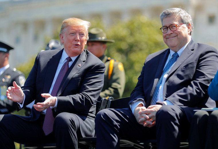 Image: Donald Trump William Barr