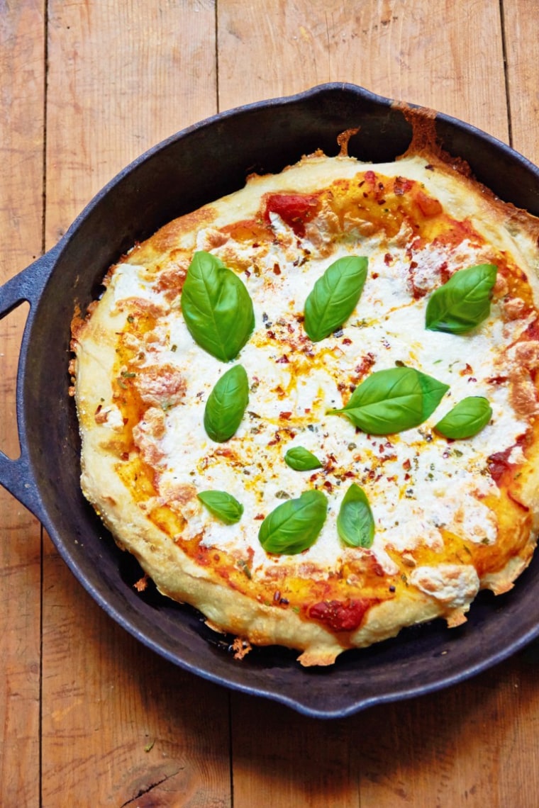 8 easy recipes to cook in a cast-iron skillet