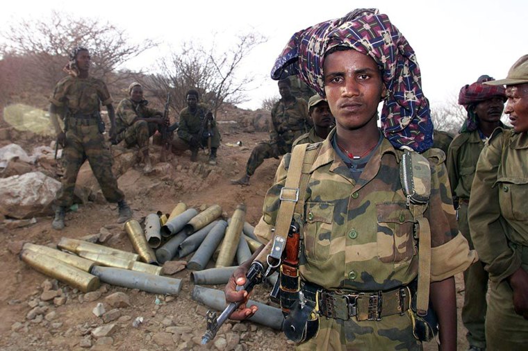 Image: Ethiopian soldiers on the road outside Barentu, an Eritrean town