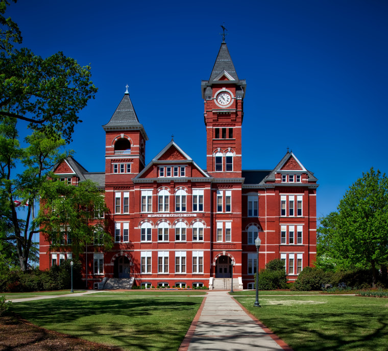 Alabama. Samford hall university building