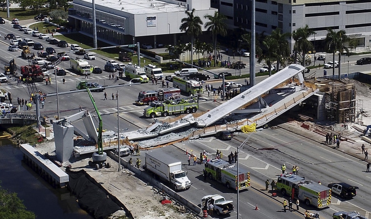 Image: Florida walkway collapse