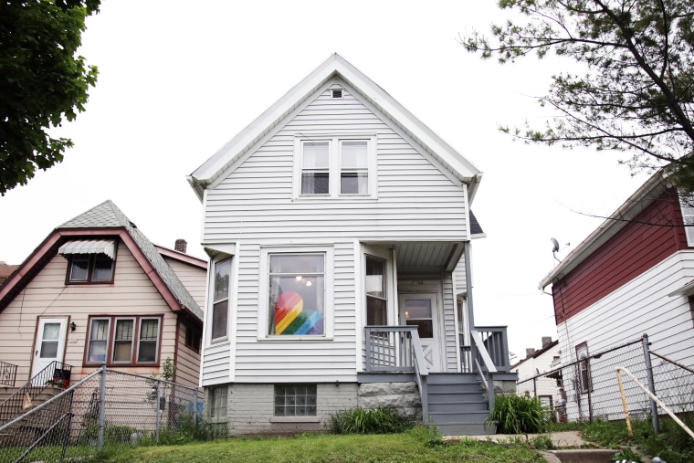 The house has three bedrooms and one bathroom. 