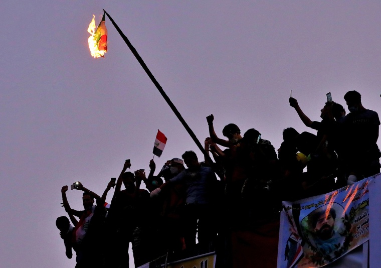 Image: Iraqi anti-government protesters
