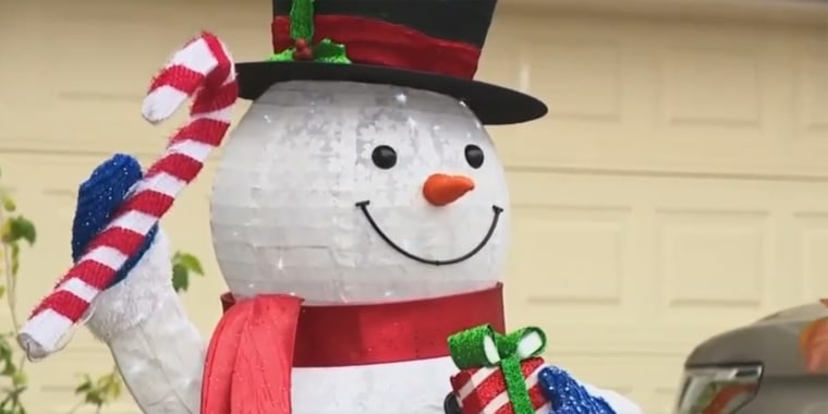 A Texas couple was told by their homeowners association to take down this snowman they put up for Christmas until "closer to the holiday." 