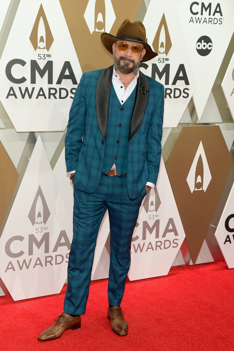 Image: The 53rd Annual CMA Awards - Arrivals