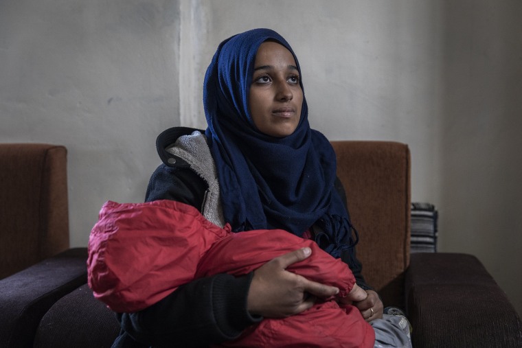 Image: Hoda Muthana, who left Alabama for the Islamic State group's self-declared caliphate four years ago, at the Al-Hawl refugee camp in Syria.