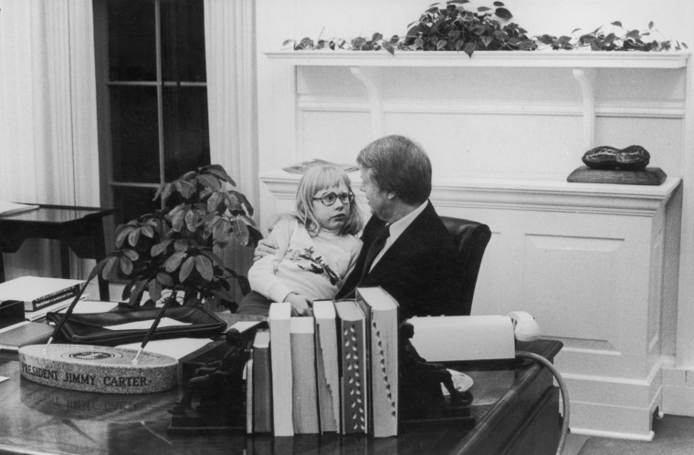 Image: President Carter & Daughter In Oval Office