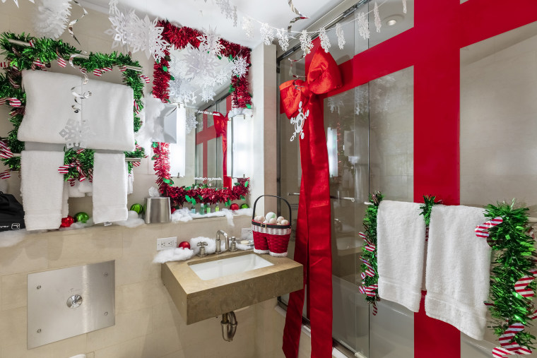 "Elf"-themed suite