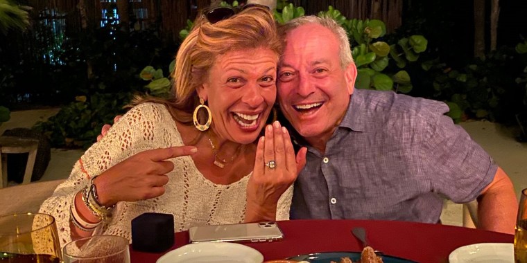 Hoda Kotb flashes a smile — and her ring! — after boyfriend Joel Schiffman popped the question.