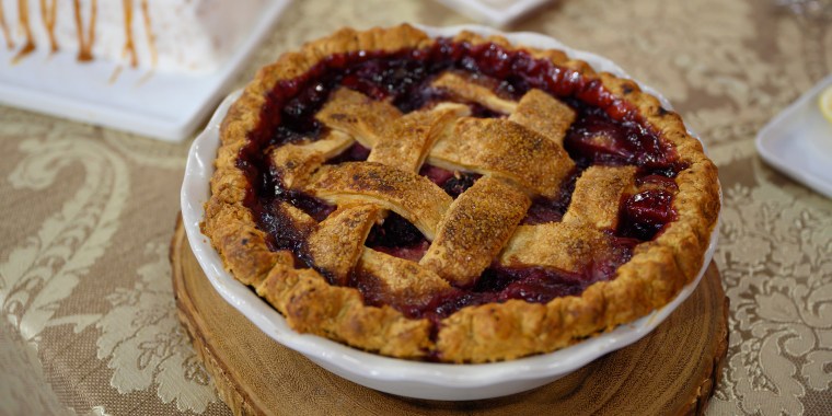Dewberry-Apple Pie Recipe