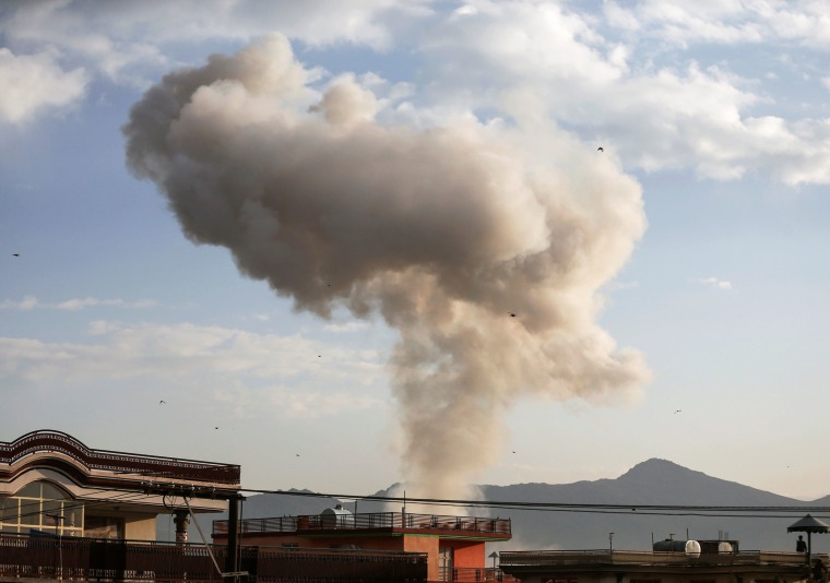 Image: Suicide bomb blast in Kabul, Afghanistan