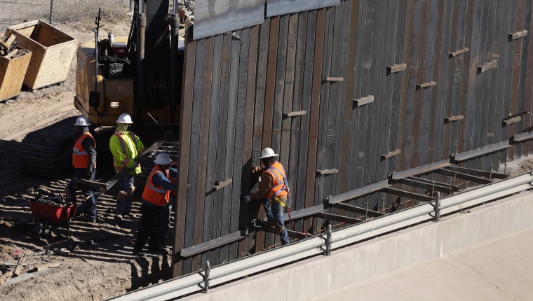 Image: El Paso Texas Border Wall