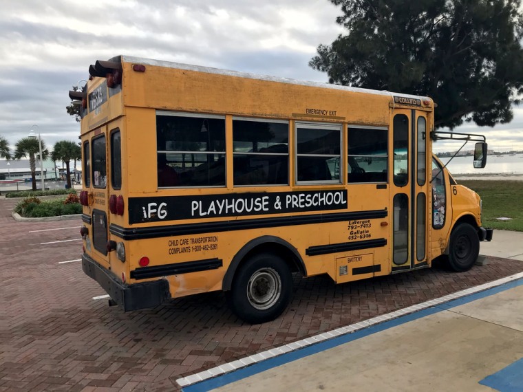 Image: A mini-school bus in Gulfport, Florida