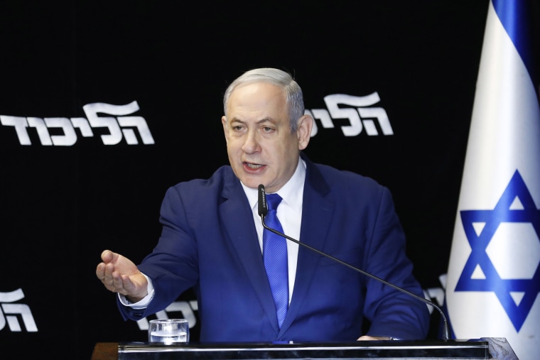 Image: Israel's Prime Minister and leader of the Likud Party Benjamin Netanyahu gives a statement after winning a leadership primary that ensures he will lead his right-wing party into a March general election, at the Airport City near Tel Aviv