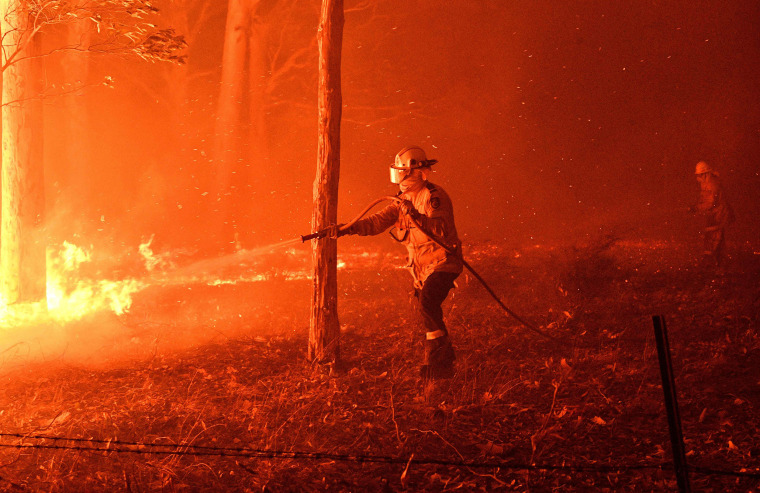 Image: AUSTRALIA-WEATHER-FIRES
