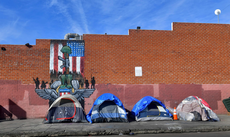 Image: TOPSHOT-US-HOMELESS-LA