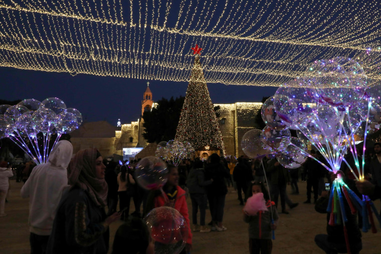 Image: TOPSHOT-PALESTINIAN-RELIGION-CHRISTIANITY-CHRISTMAS