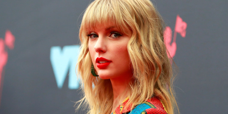 Taylor Swift Opens Up About Struggle With Eating Disorder (EXCLUSIVE)