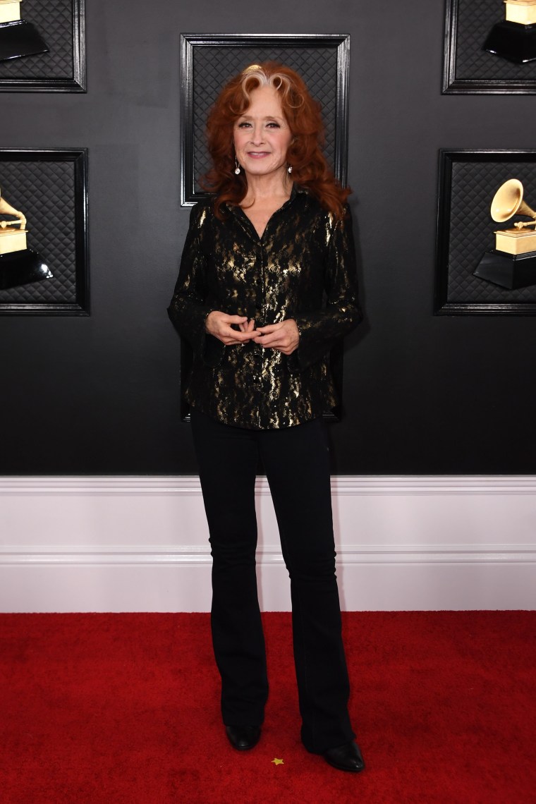 Bonnie Raitt Grammys red carpet